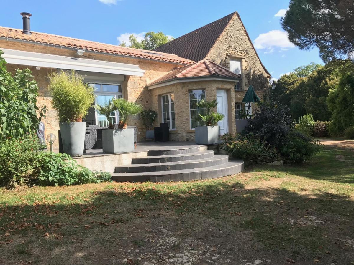 Les Camelias Bed & Breakfast Lalinde Exterior foto