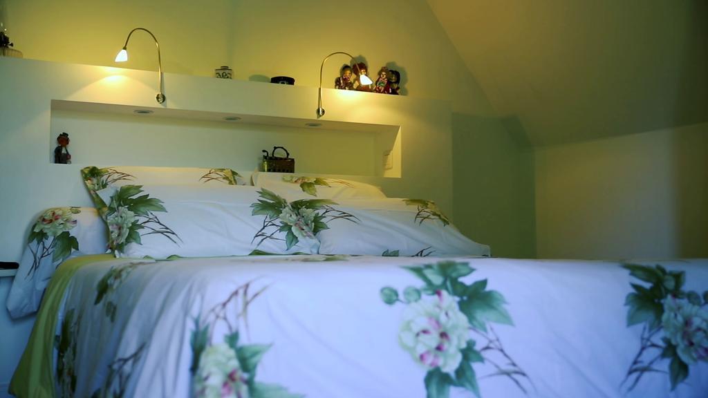 Les Camelias Bed & Breakfast Lalinde Exterior foto